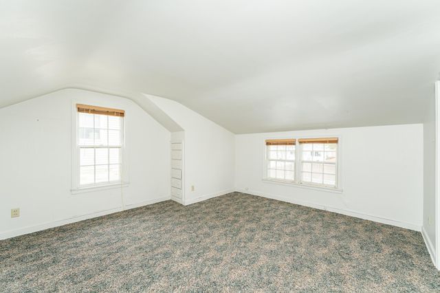 1322 7th Street SW, Rochester, MN 55902