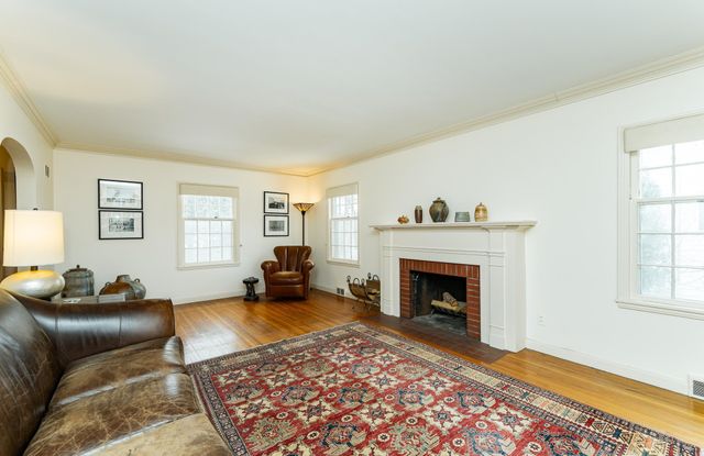 1322 7th Street SW, Rochester, MN 55902