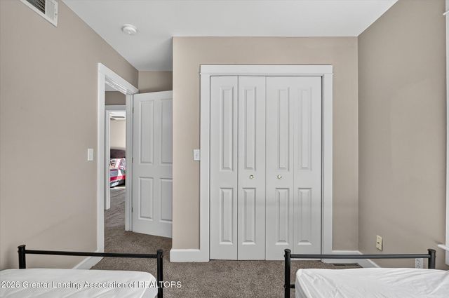 518 S Butler Boulevard, Lansing, MI 48915