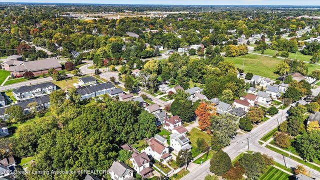 518 S Butler Boulevard, Lansing, MI 48915