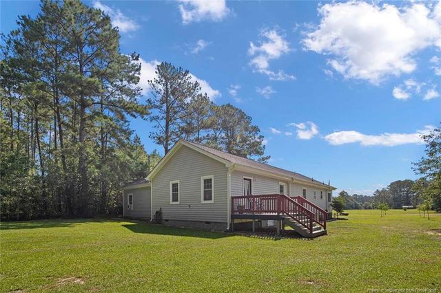 7493 Glen Raven Drive, Fayetteville, NC 28306