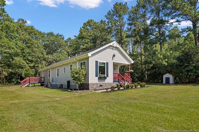 7493 Glen Raven Drive, Fayetteville, NC 28306