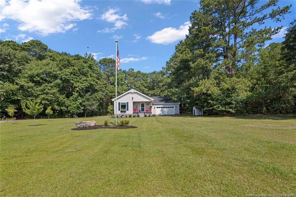 7493 Glen Raven Drive, Fayetteville, NC 28306