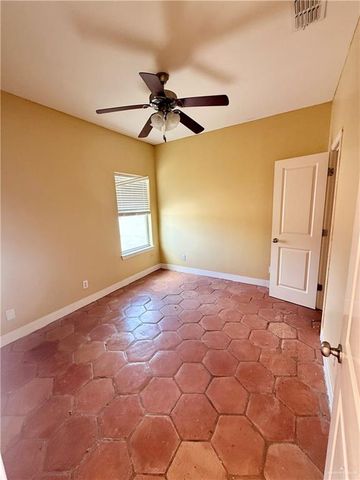 1412 E Keeton Avenue 25, Mcallen, TX 78503