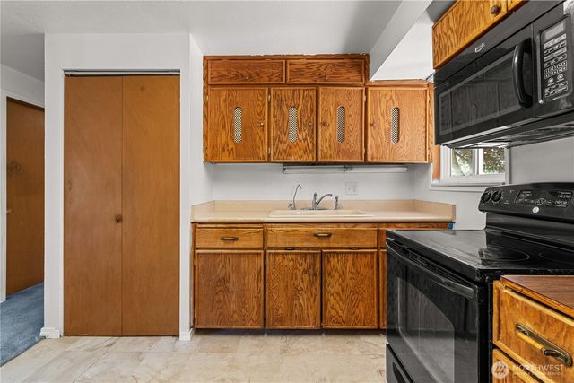 1935 Dogwood Dr. SE, Auburn, WA 98092