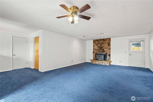 1935 Dogwood Dr. SE, Auburn, WA 98092