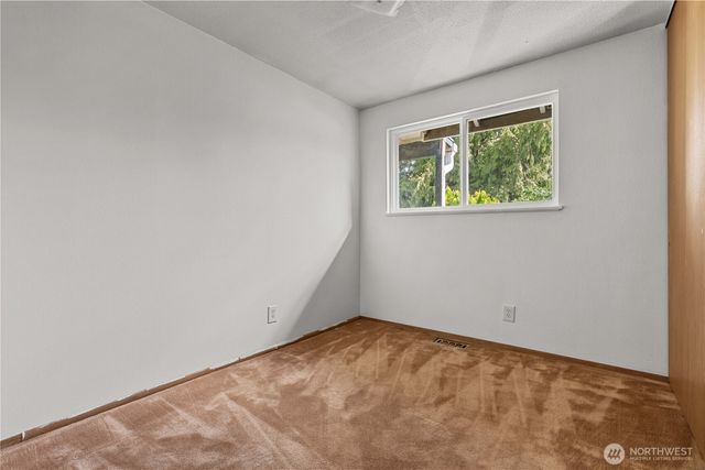 1935 Dogwood Dr. SE, Auburn, WA 98092