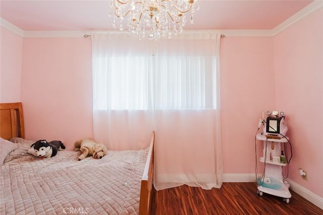 8016 Via Verona, Burbank, CA 91504