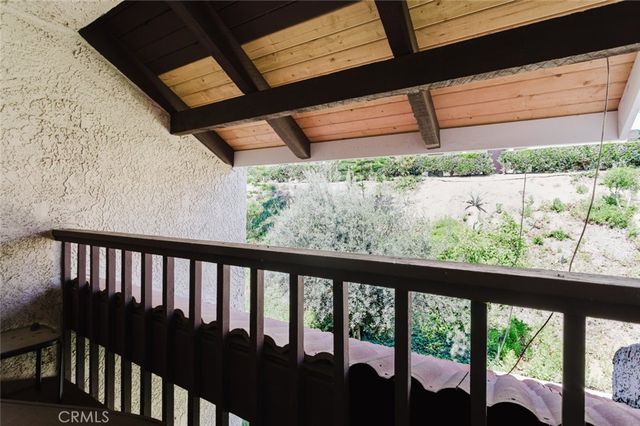 8016 Via Verona, Burbank, CA 91504