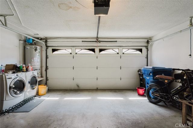 8016 Via Verona, Burbank, CA 91504