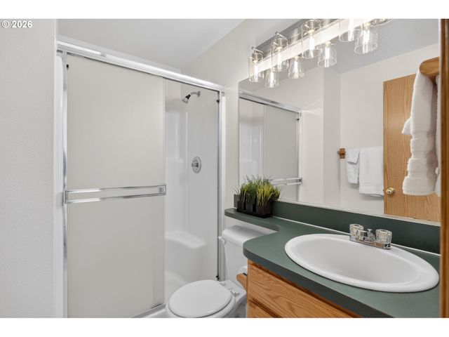 13218 Ne 24TH St, Vancouver, WA 98684