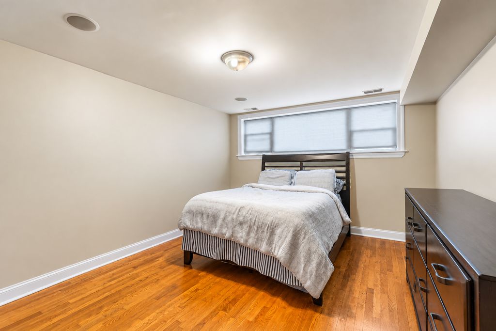 2319 W Rosemont Avenue G, Chicago, IL 60645 — photo 5
