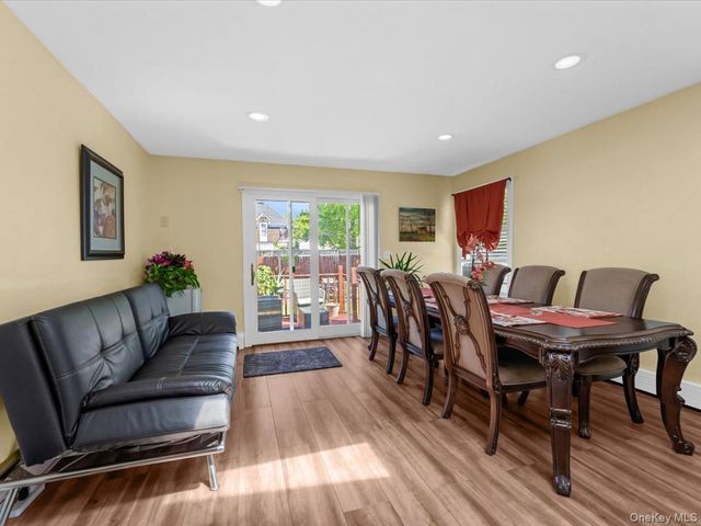 29 Colonial Avenue, Freeport, NY 11520