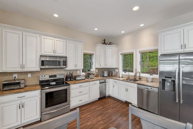 90 Paugus Park Road, Laconia, NH 03246