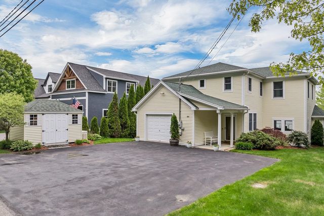90 Paugus Park Road, Laconia, NH 03246