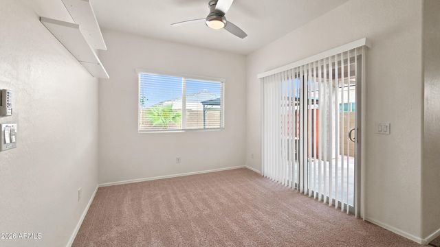 12736 W MIDWAY Avenue, Glendale, AZ 85307