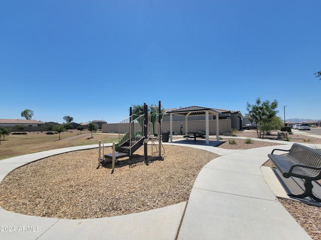 12736 W MIDWAY Avenue, Glendale, AZ 85307