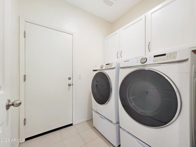 12736 W MIDWAY Avenue, Glendale, AZ 85307