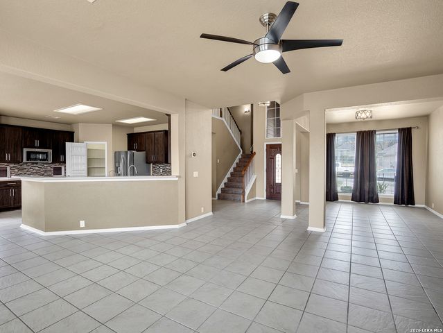 21827 Dolomite Dr., San Antonio, TX 78259