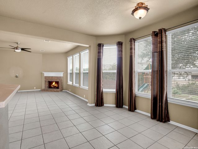 21827 Dolomite Dr., San Antonio, TX 78259
