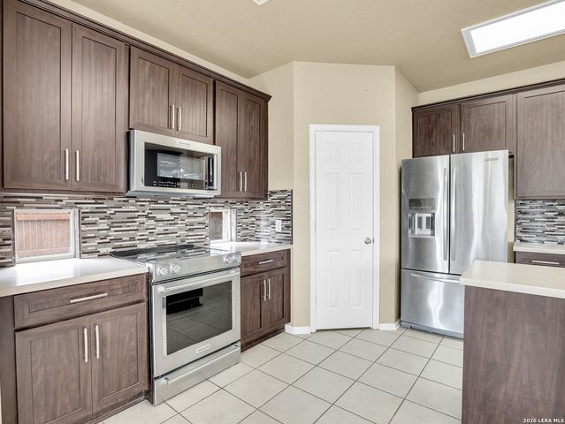 21827 Dolomite Dr., San Antonio, TX 78259