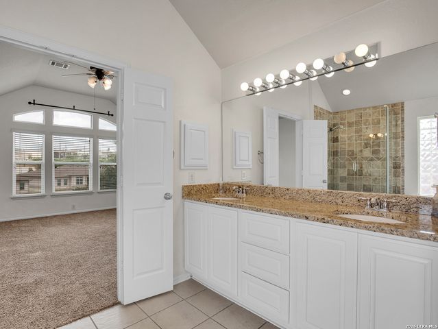21827 Dolomite Dr., San Antonio, TX 78259