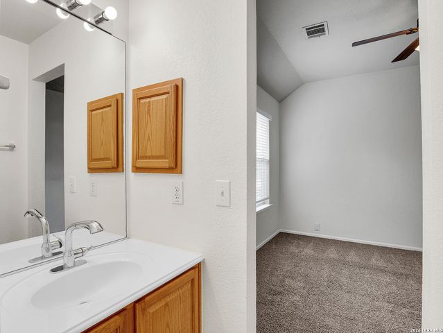 21827 Dolomite Dr., San Antonio, TX 78259