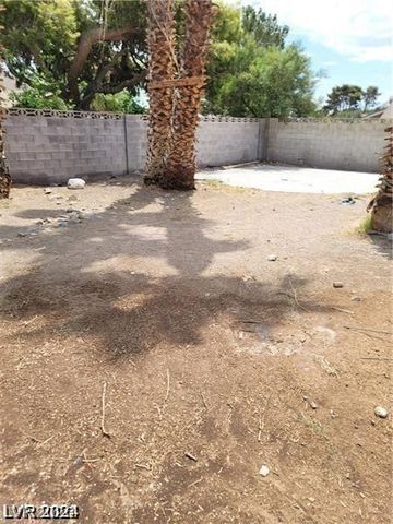 45 Logan Court, Las Vegas, NV 89110