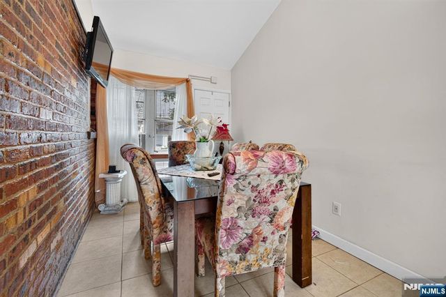 105 Baldwin Place, Bloomfield, NJ 07003