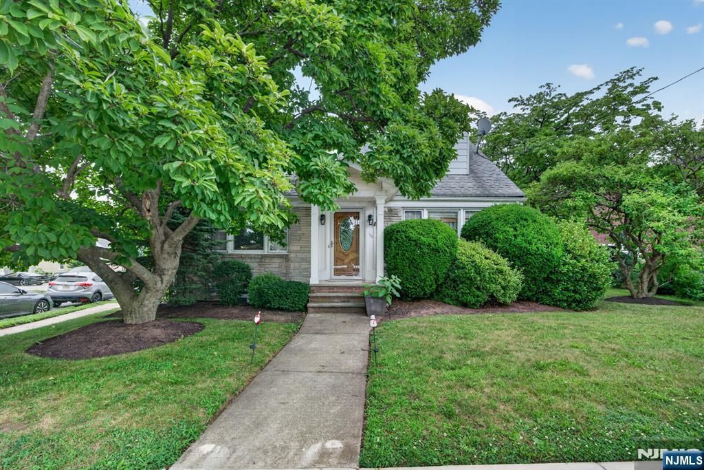 105 Baldwin Place, Bloomfield, NJ 07003
