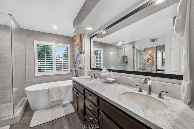 4 Bella Firenze, Lake Elsinore, CA 92532