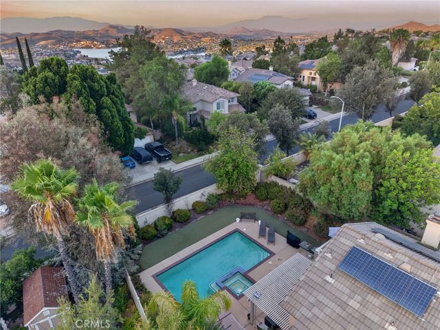 4 Bella Firenze, Lake Elsinore, CA 92532