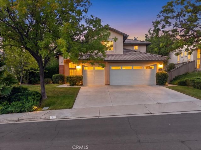 4 Bella Firenze, Lake Elsinore, CA 92532