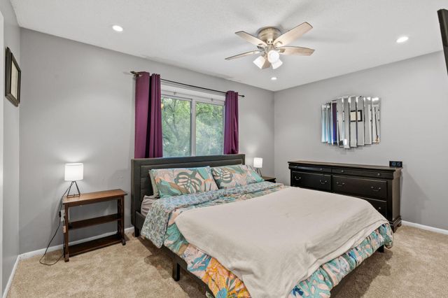 6871 Chaparral Lane, Chanhassen, MN 55317