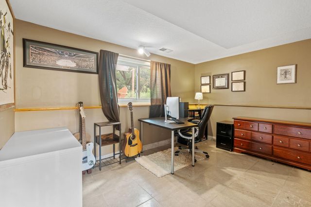 6871 Chaparral Lane, Chanhassen, MN 55317