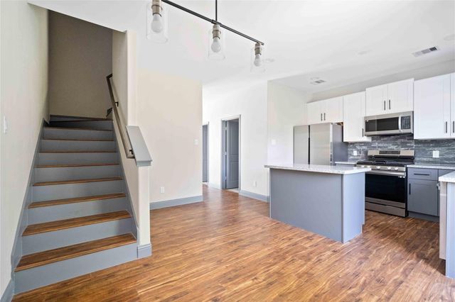 4506 Mayflower Street B, Houston, TX 77051