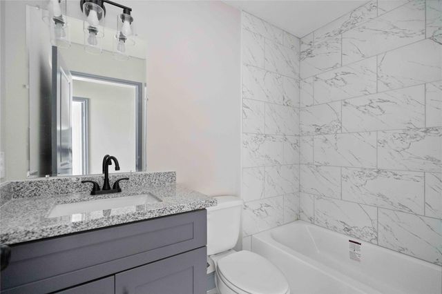 4506 Mayflower Street B, Houston, TX 77051