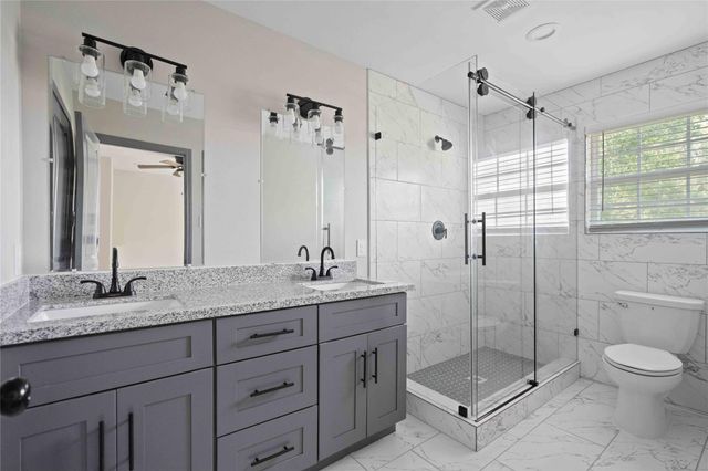 4506 Mayflower Street B, Houston, TX 77051