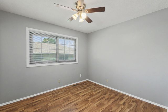 1306 E Brookfield Lane, Derby, KS 67037