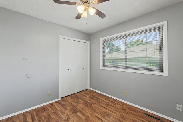 1306 E Brookfield Lane, Derby, KS 67037