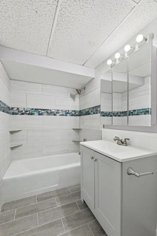 1306 E Brookfield Lane, Derby, KS 67037