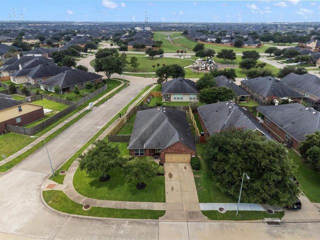 7318 Grand Mission Boulevard, Richmond, TX 77407