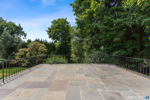 106 Patterson Avenue, Greenwich, CT 06830