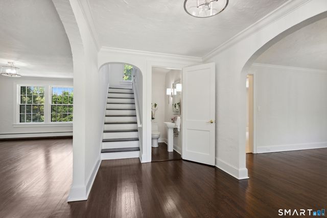 106 Patterson Avenue, Greenwich, CT 06830