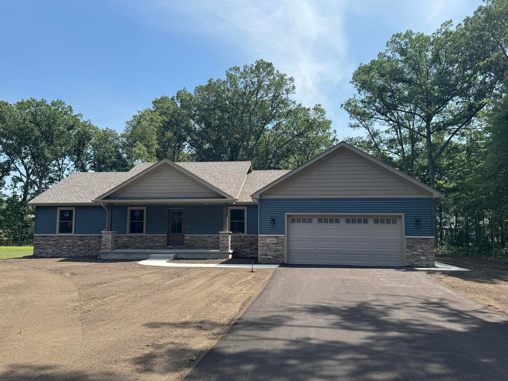 3649 Pointer Lane, Wheatfield, IN 46392