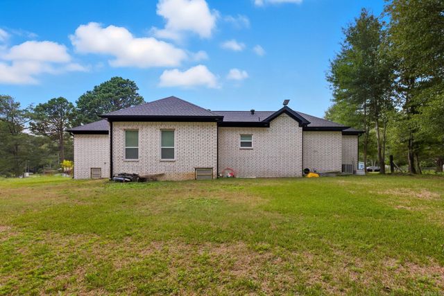 12332 Loganberry Drive, Alexander, AR 72002