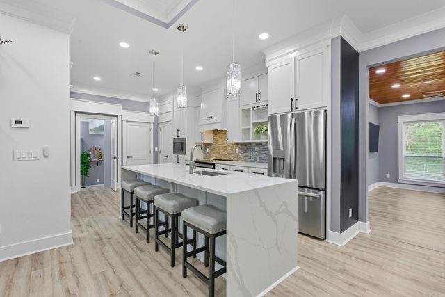 12332 Loganberry Drive, Alexander, AR 72002