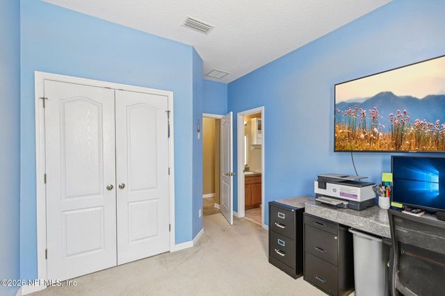 8 LARAMIE Drive, Palm Coast, FL 32137