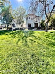 13586 N 152nd Drive, Surprise, AZ 85379