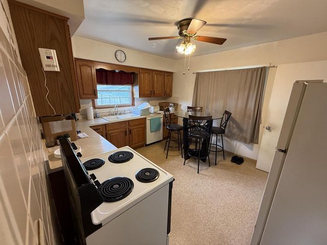 2210 S 56th STREET, West Allis, WI 53219